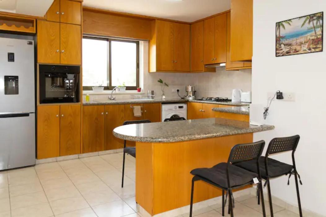 Guest Apartments 利马索尔 外观 照片